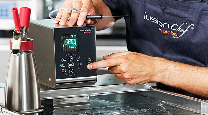Sous Vide Machine Compared to Crock Pot: Dinner Made Easy - Julabo -  Fusionchef