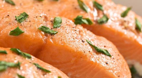 Sous Vide Lachs ConfitLachs Confit Rezept Emmanuelstroobant Fotolia 43554472